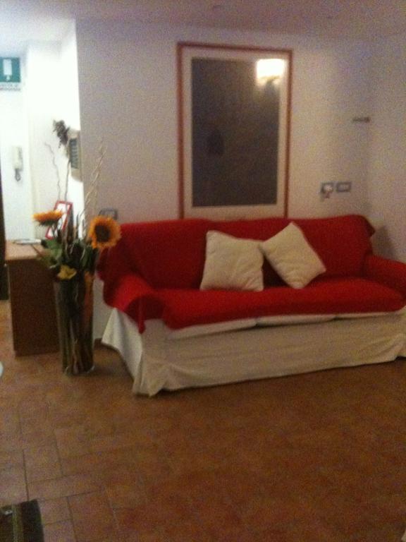 Casa Degli Ubaldi Bed & Breakfast Rome Exterior photo